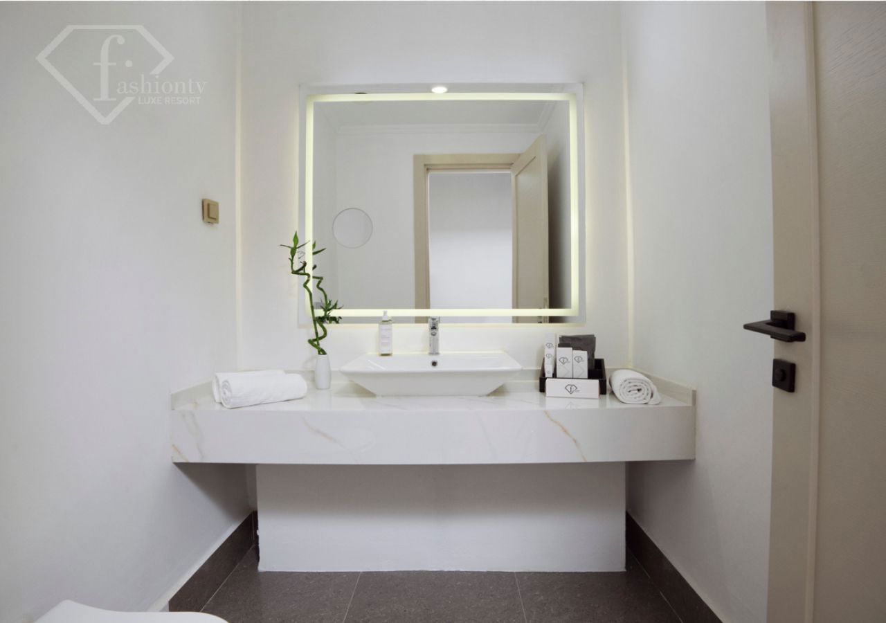 Aphel Villas 3 BR Pool Access