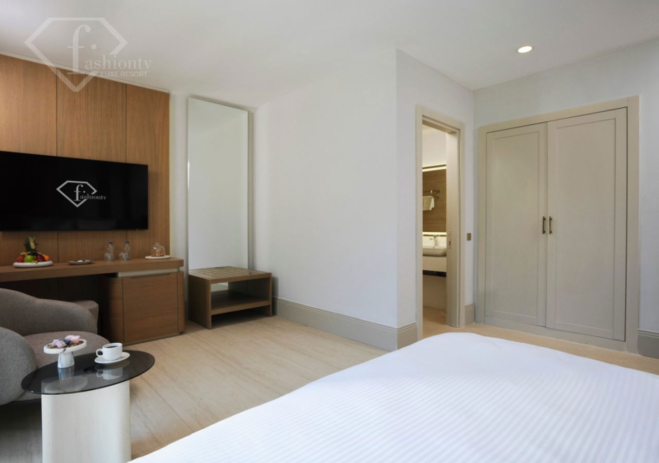 Aphel Villas 3 BR Pool Access