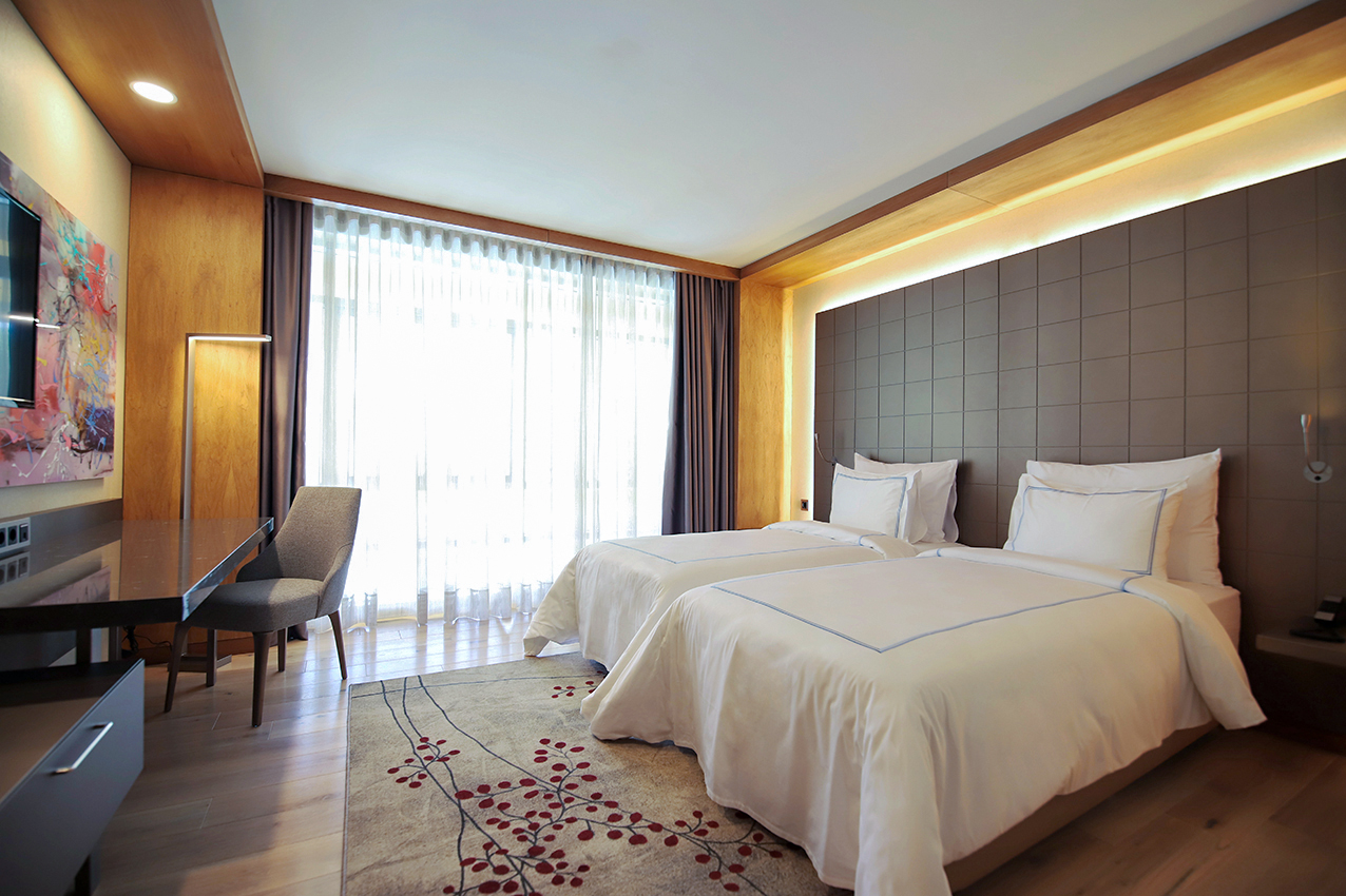 Queen and King Villa