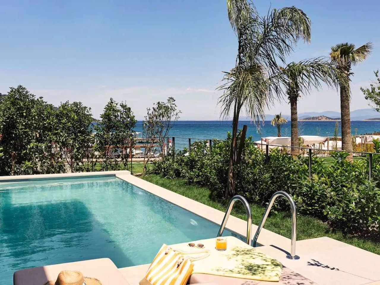 Headliner Villa with Private Pool