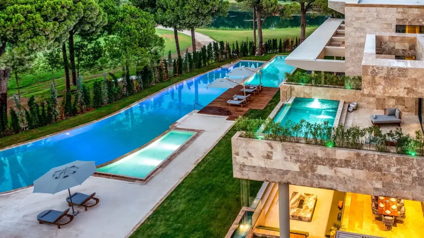 Palazzo Grand Mansion