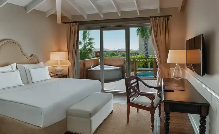 Swim Up Villa 3 Bedrooms 