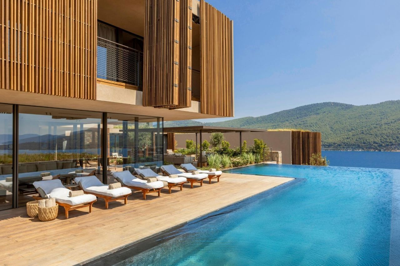 Sunset Presidential Villa